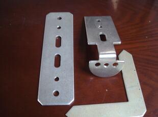 �߸������