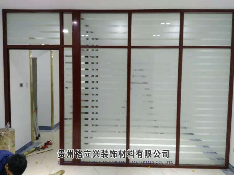 83�������